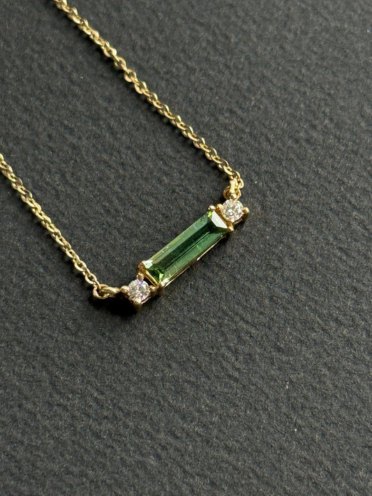 Collier en Or jaune 9K Tourmaline et Diamants